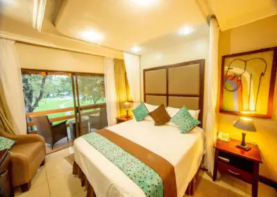 A'Zambezi River Lodge Flame of Africa