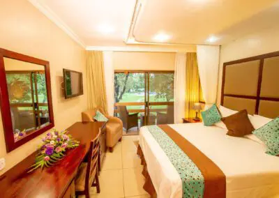 A'Zambezi River Lodge Flame of Africa