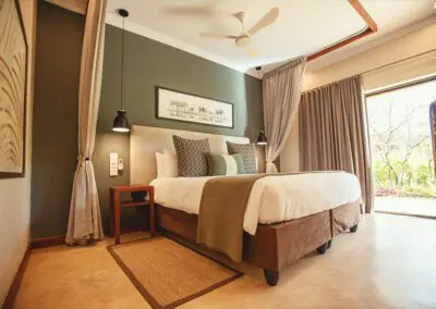 Insika Lodge Victoria Falls Luxury Room | Flame of Africa
