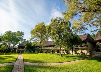 A'Zambezi River Lodge Flame of Africa