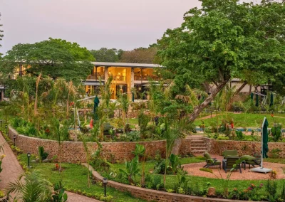Waterfalls Lodge | Flame of Africa